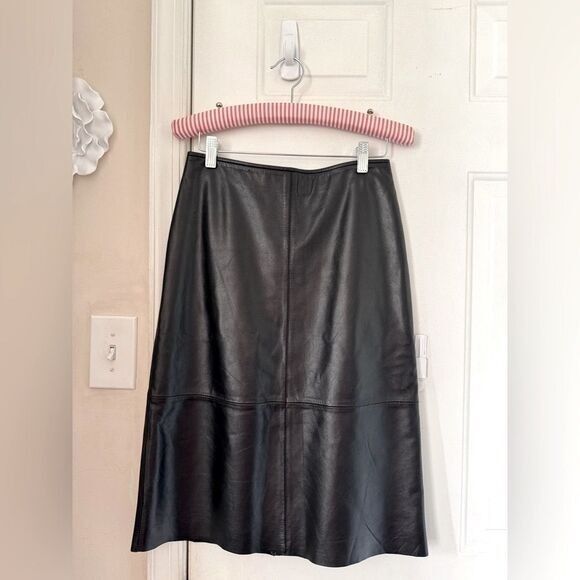 Old Navy Collection Black Leather Skirt Size XS/S - Picture 3 of 12